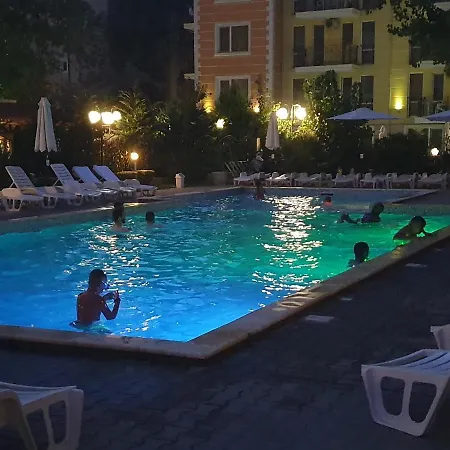 Hotel apartamentowy Vanilla Garden 3*