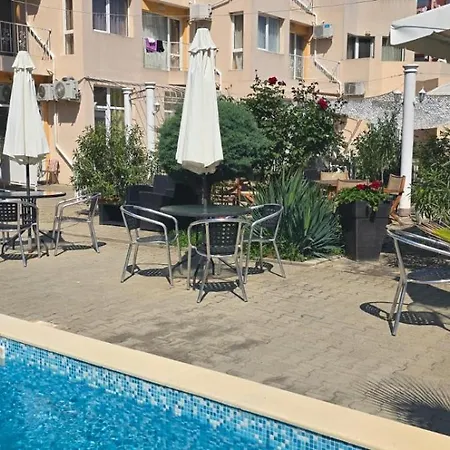 Hotel apartamentowy Vanilla Garden 3*