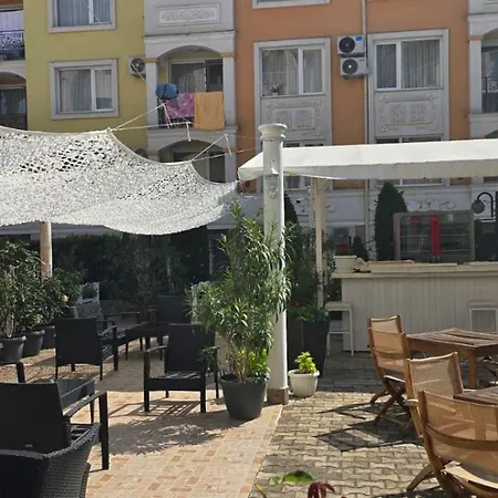 Aparthotel Vanilla Garden 3*