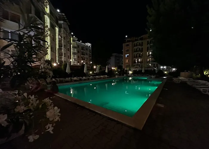 Vanilla Garden Lägenhetshotell Slăntjev Brjag