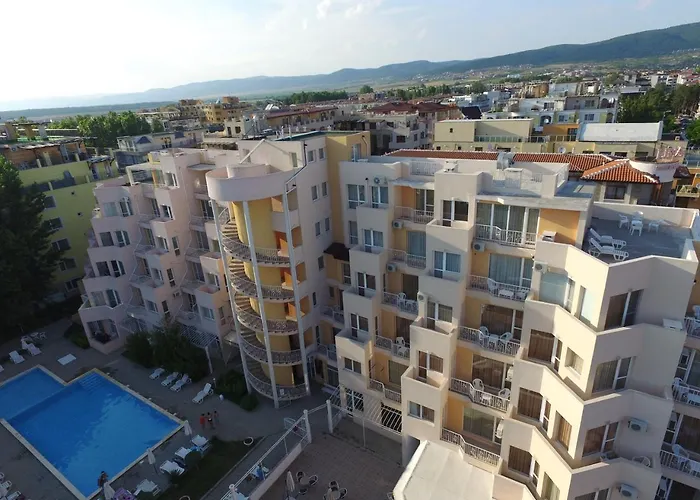 Lägenhetshotell Vanilla Garden 3*