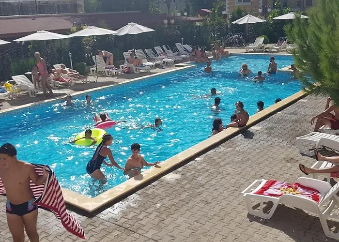 Lägenhetshotell Vanilla Garden 3*