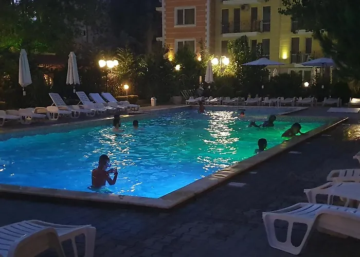 아파트호텔 Vanilla Garden 3*