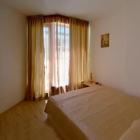 Апарт-отель Vanilla Garden 3*