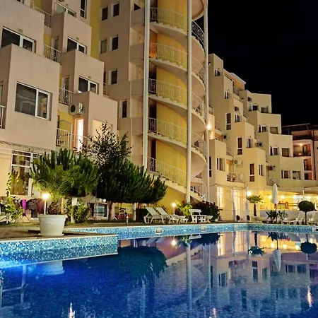 Vanilla Garden 3* Солнечный берег