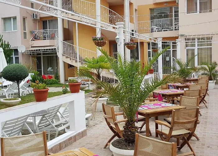 Vanilla Garden Aparthotel Sunny Beach